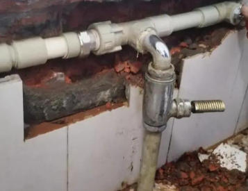 盘龙区换水管师傅电话